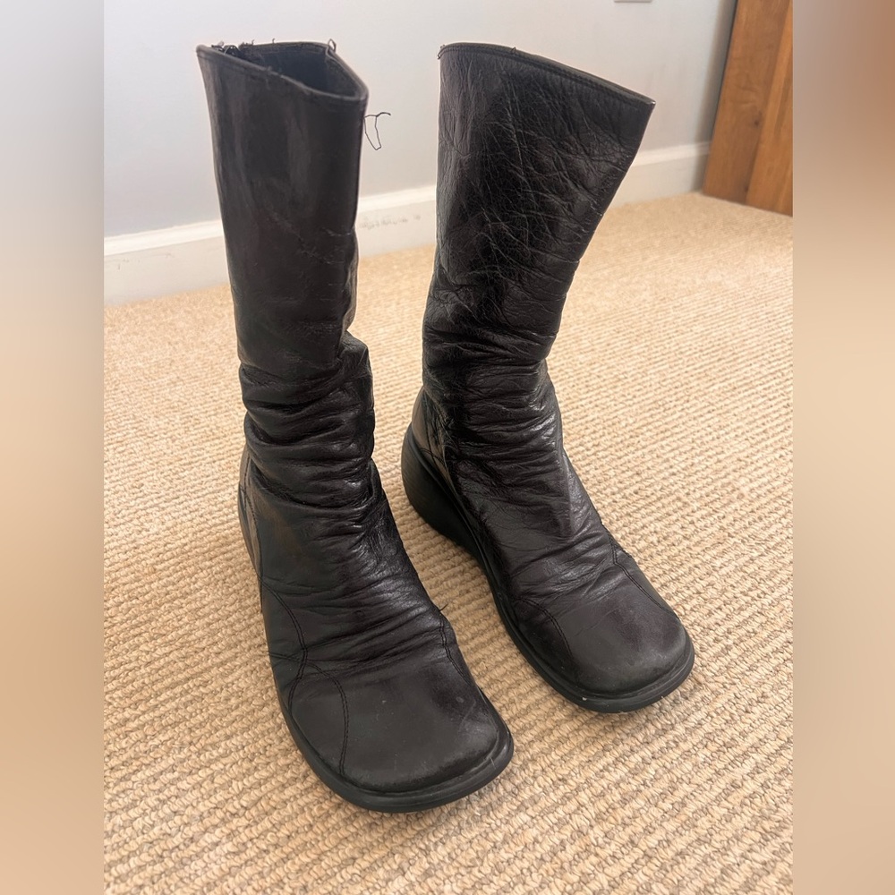 MIZ MOOZ Vintage Black Leather Upper Boots Size 6.5